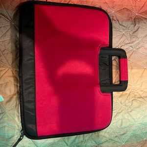 Like New - Laptop carrying case